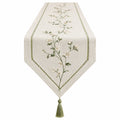 Camino de Mesa Floral Bordado Beige y Verde con Flecos